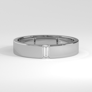 Sleek band with a single baguette baguette-shaped diamond bezel set flush in the center